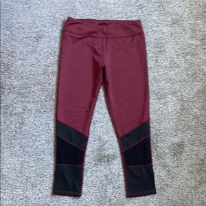 The Free Yoga 7/8 leggings